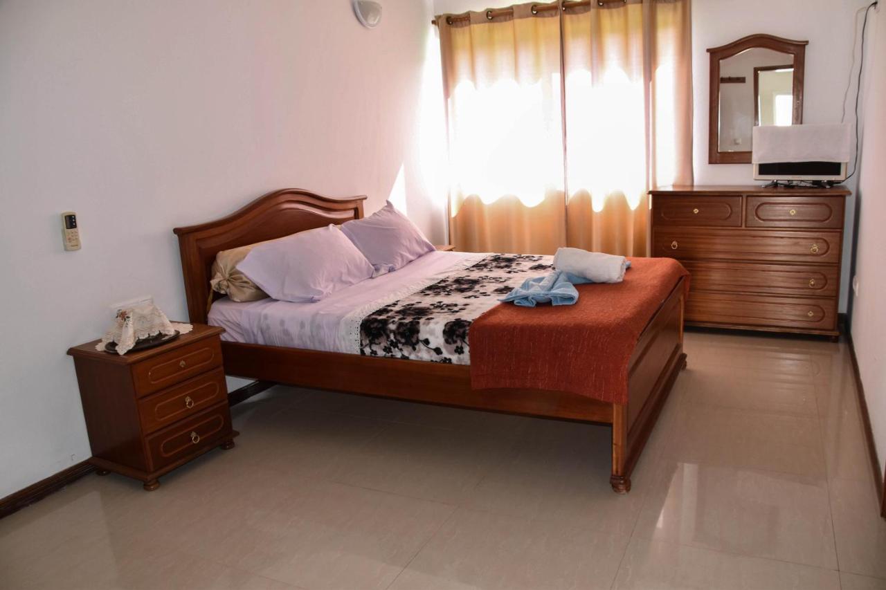 Residencial Vitoria Hotel Ponta Do Sol Exterior photo